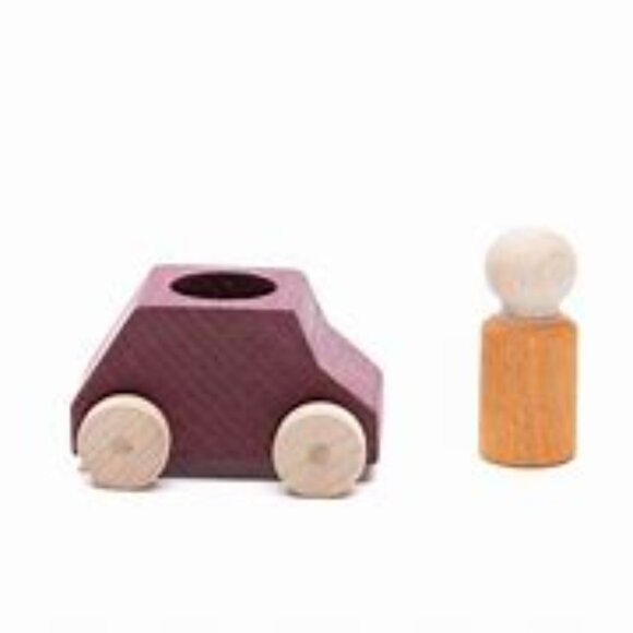 NWT Lubulona Wooden Toy Car & Peg Person - Plum - Picture 2 of 2